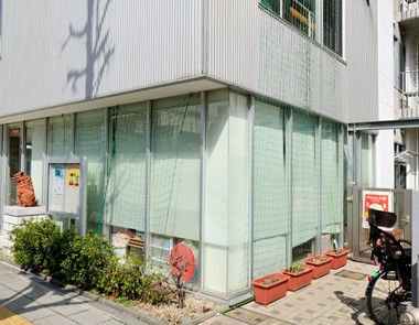 幼稚園・保育園　ひまわりキッズガーデン志村（幼稚園・保育園）まで40m