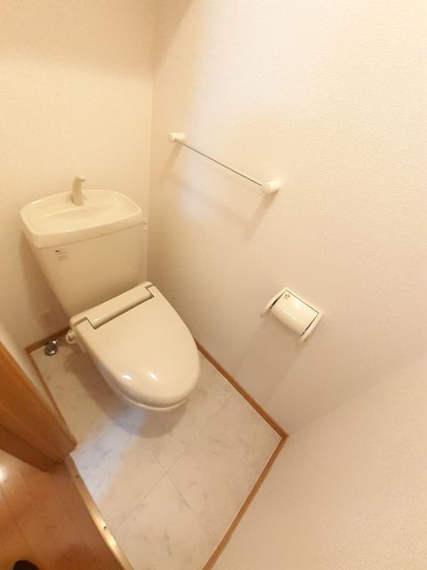 カルムメゾンのトイレ写真