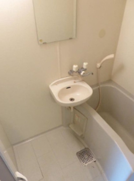 バス・シャワールーム　バス※別部屋参考写真