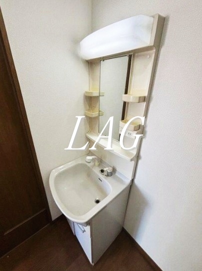 洗面設備　独立洗面台です。