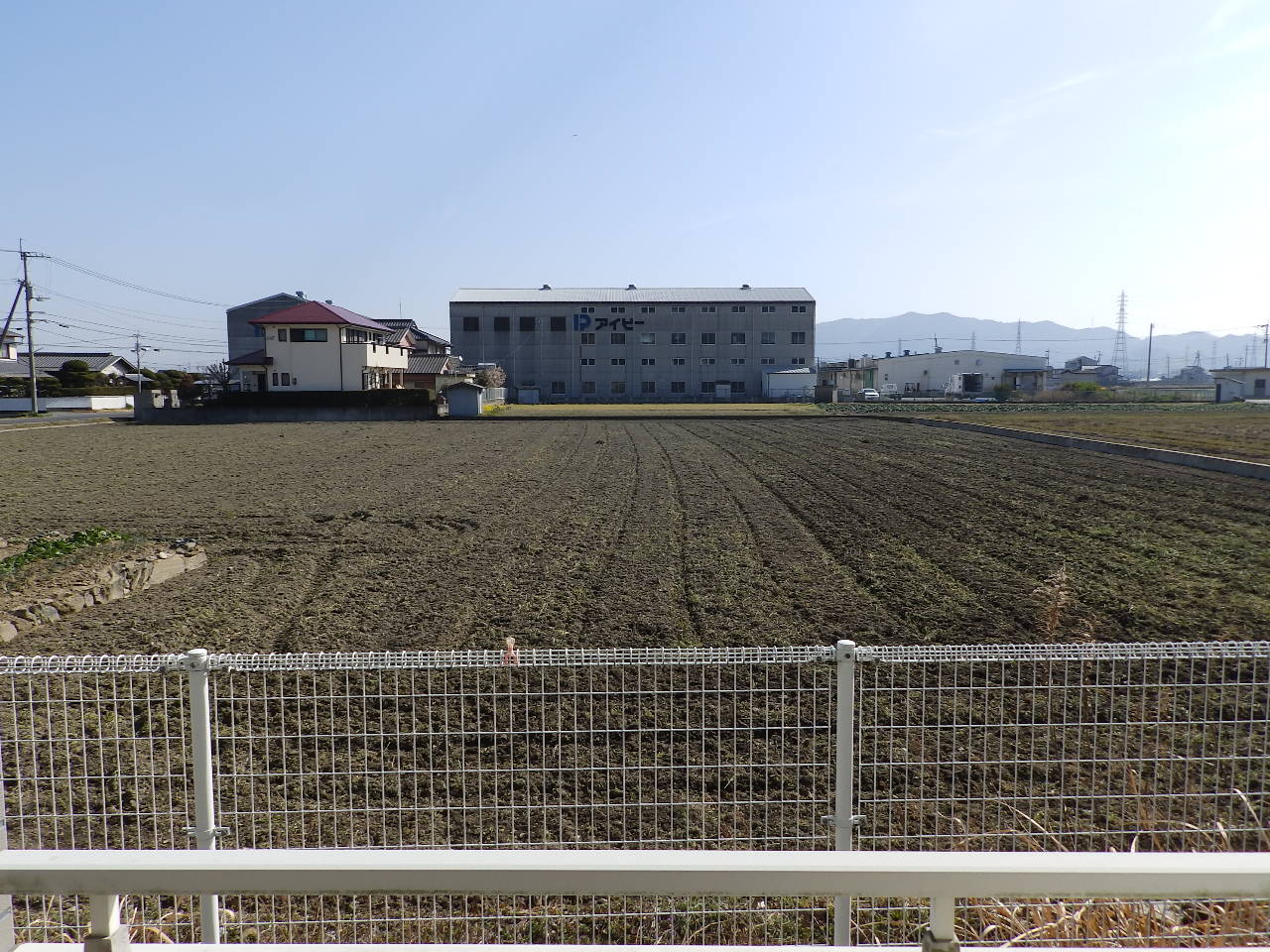眺望　アパートの隣には田畑が広がっています♪