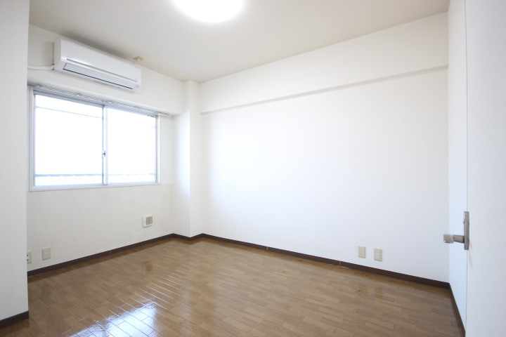 その他部屋・スペース　北側洋室６帖（東側）です！　エアコン完備です。