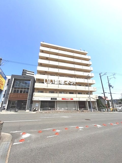 岸和田市沼町のマンションの建物外観