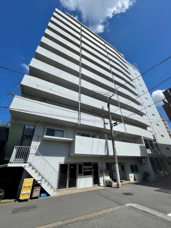 杉並区高円寺南のマンションの建物外観