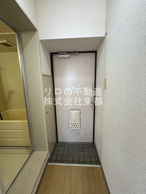 玄関　すっきりシンプルな玄関スペースです！