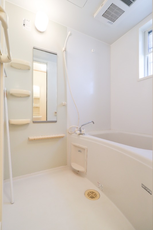 バス・シャワールーム　図面と現状に相違がある場合には現状を優先