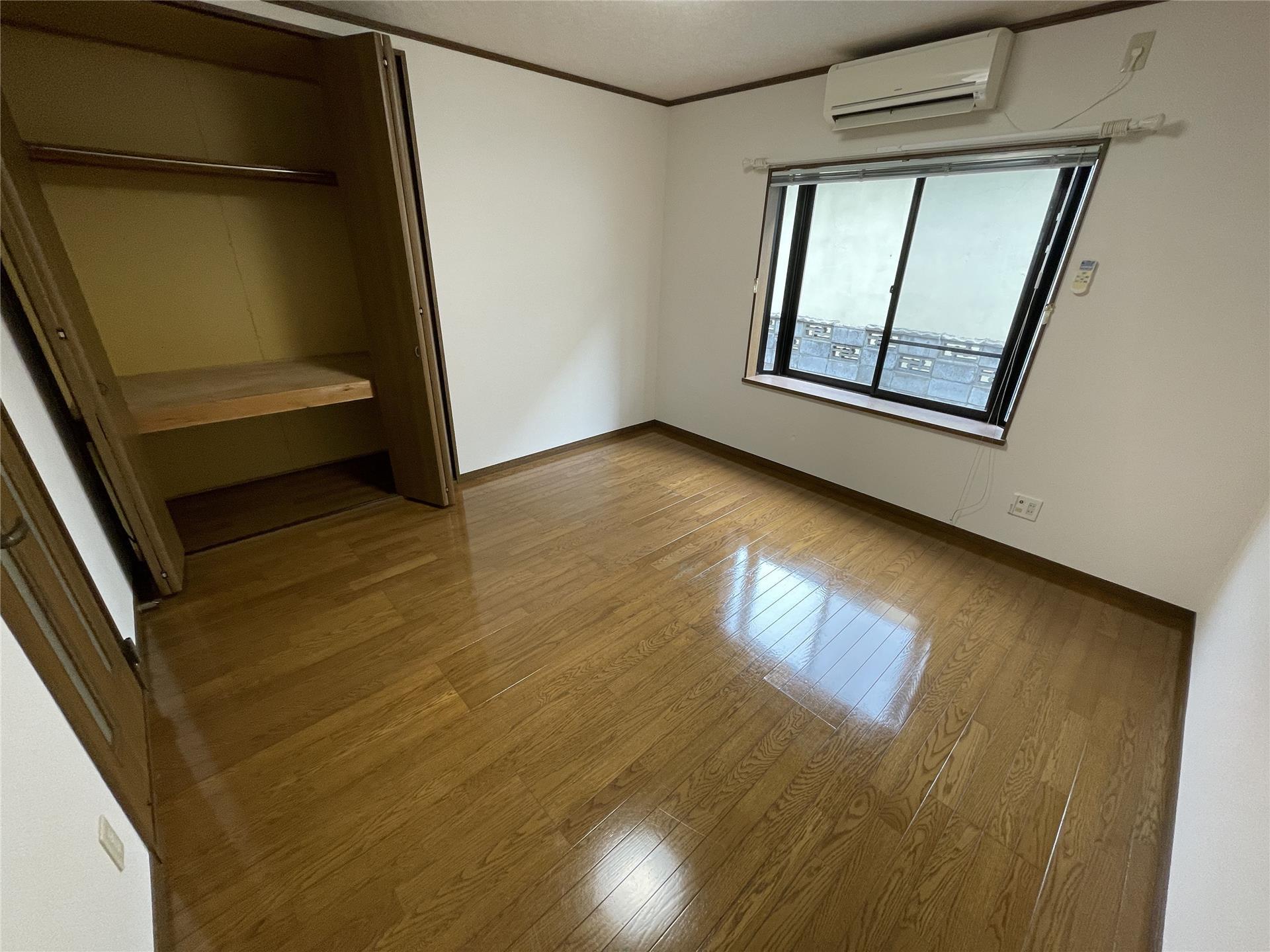 居室・リビング　洋室