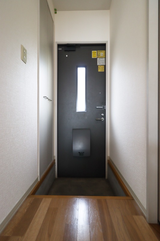 玄関　図面と現状に相違がある場合には現状を優先