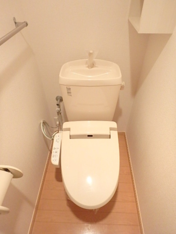 トイレ　図面と現状に相違がある場合には現状を優先