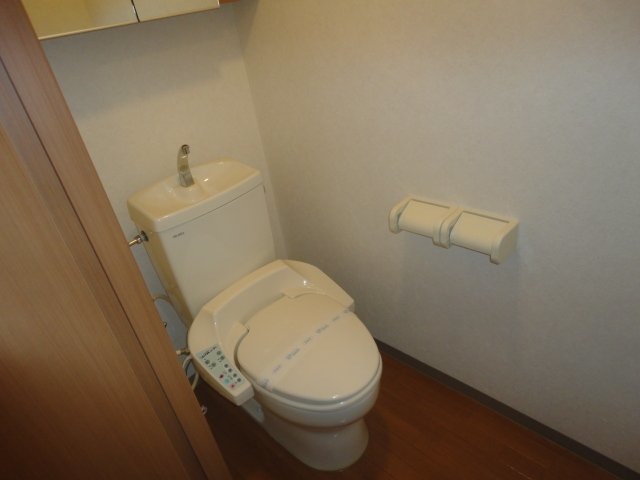 トイレ　シャワー付トイレ