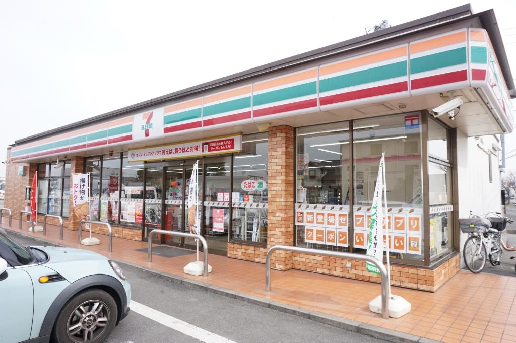 コンビニ　セブンイレブン 越谷相模町5丁目店（コンビニ）まで557m
