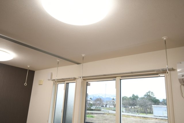 その他部屋・スペース　車をお持ちの方に嬉しい駐車場付きの物件です