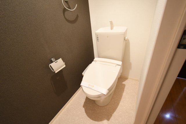 トイレ　トイレもきれいです