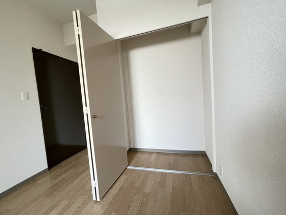 収納　※別号室の写真です
