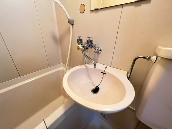 洗面設備　※別部屋の写真です