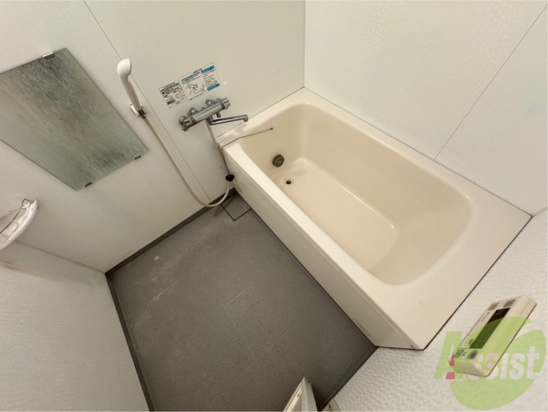 バス・シャワールーム　お風呂になります。一日の疲れを癒してくださいね。