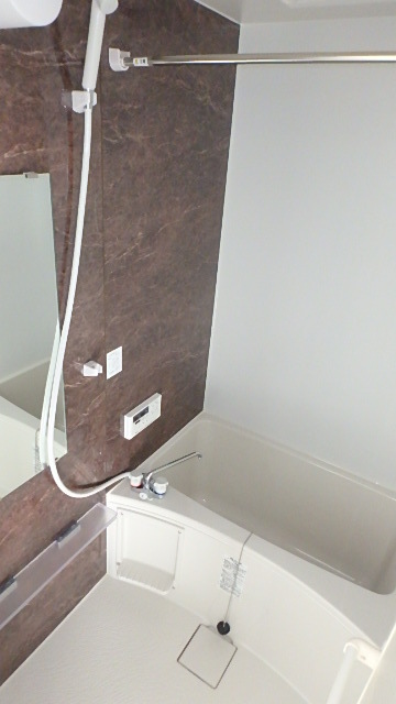 バス・シャワールーム　★浴室乾燥機能・追い焚き機能付きバスルーム★