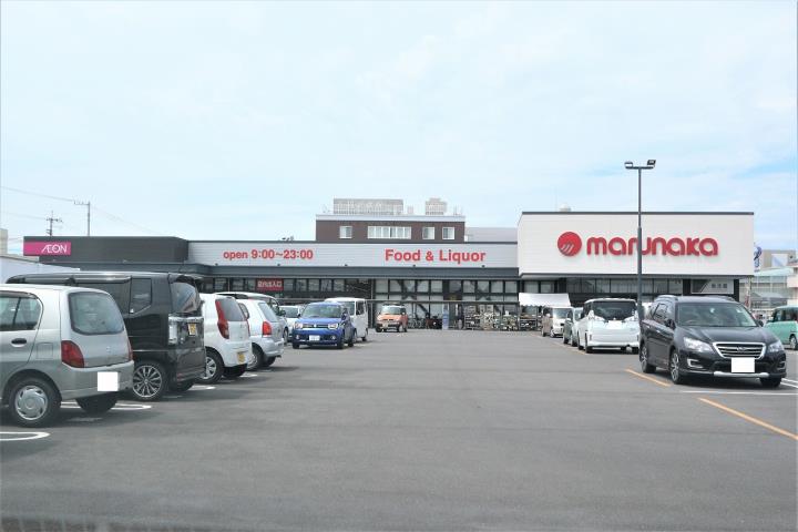 スーパー　（株）マルナカ／藍住店（スーパー）まで979m