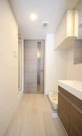 洗面設備　反転