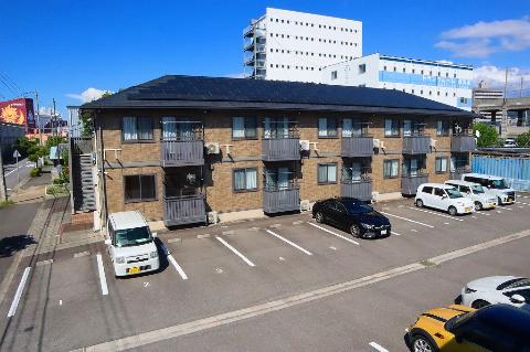 建物外観　外観写真（昼）