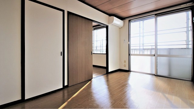 居室・リビング　※別号室同仕様