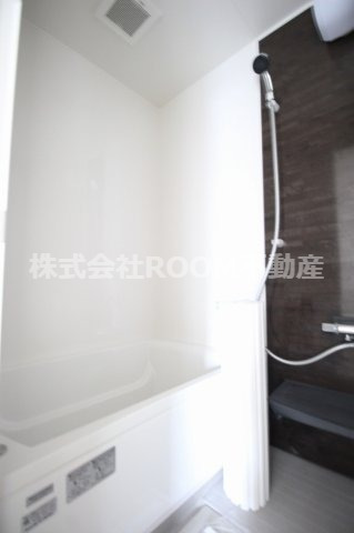 バス・シャワールーム　日々の疲れを癒すお風呂付です