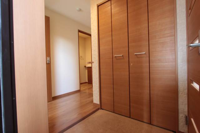 玄関　靴もたくさん入ります