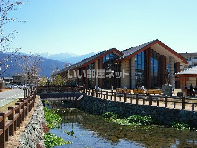 図書館　西条市立西条図書館（図書館）まで336m