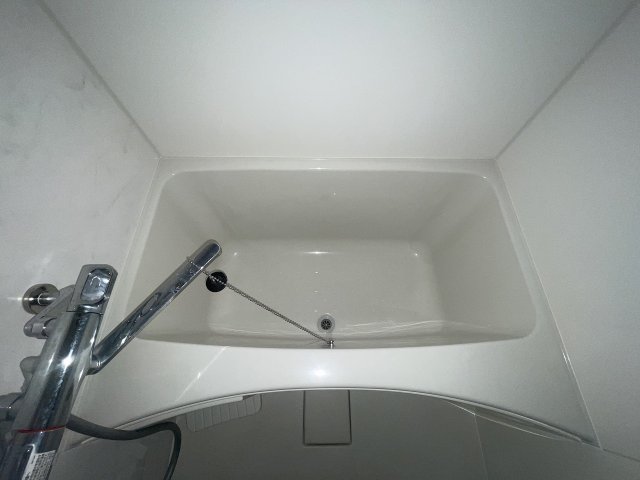 バス・シャワールーム　お風呂で日々の疲れを落としましょう