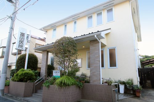 病院　富田医院（病院）まで236m