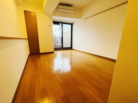 居室・リビング　※別部屋写真