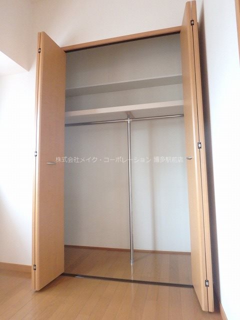 収納　同物件、別号室の写真です。