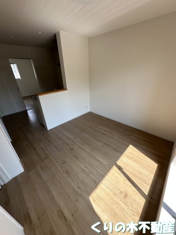 居室・リビング　こちらの居間で趣味の時間をお楽しみください