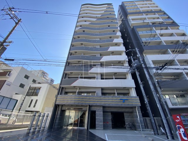 建物外観　セレニテ北久宝寺　外観