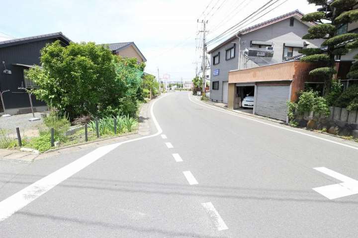 その他　前面道路（その他）まで1m