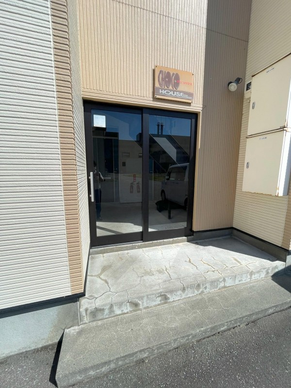 エントランス　エントランス