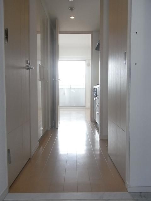 玄関　明るい玄関