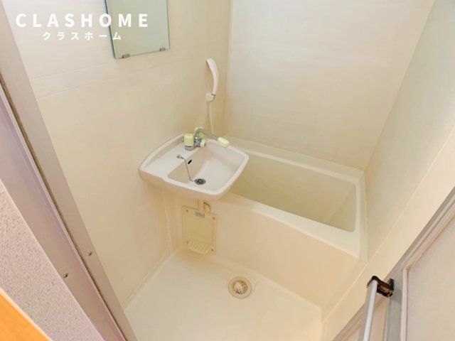 バス・シャワールーム　同物件の別部屋になります。