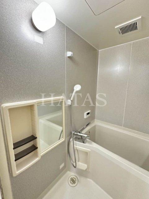 バス・シャワールーム　同物件別部屋です。