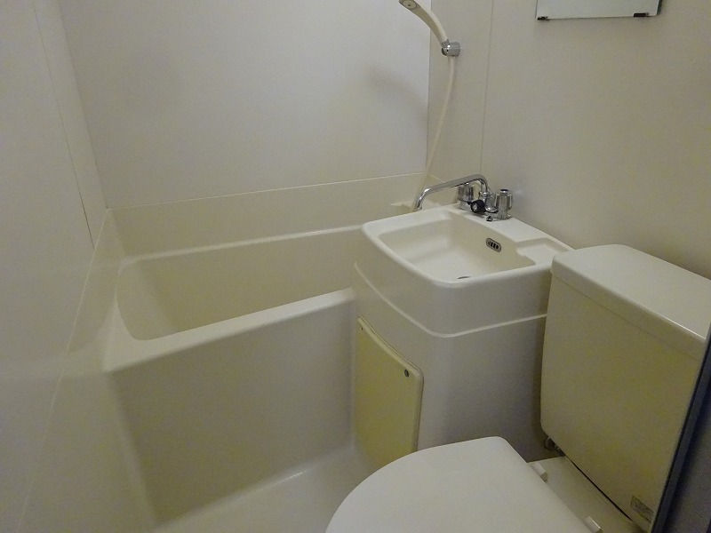 バス・シャワールーム　3点ユニットバス