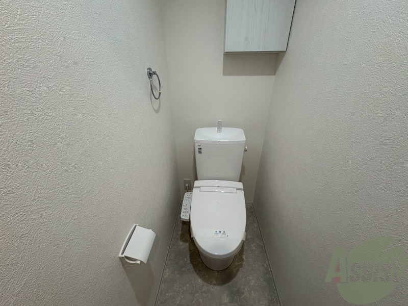 トイレ　こちらはトイレになります。ウォシュレット付きです。