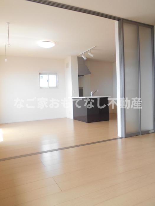 居室・リビング　※写真は別号室