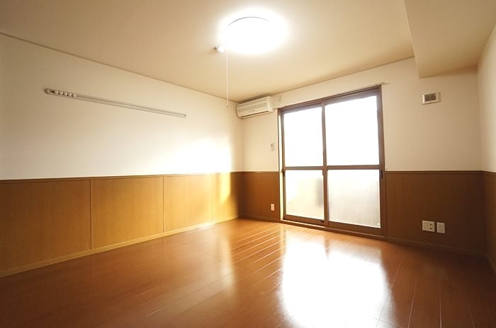 居室・リビング　新潟大学五十嵐キャンパスまで徒歩圏内☆