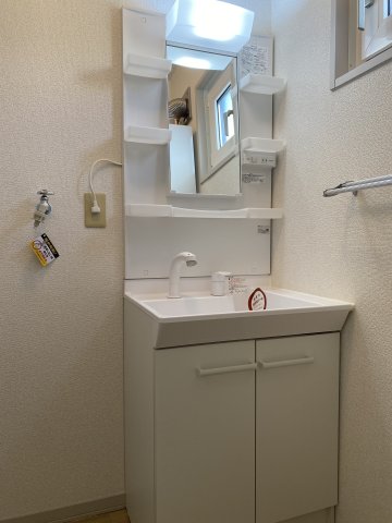 洗面設備　※同じタイプの間取です。実際の色や建具は異なります。