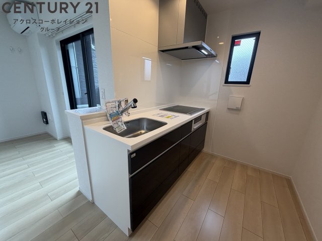 キッチン　コンパクトなキッチンで掃除もラクラク