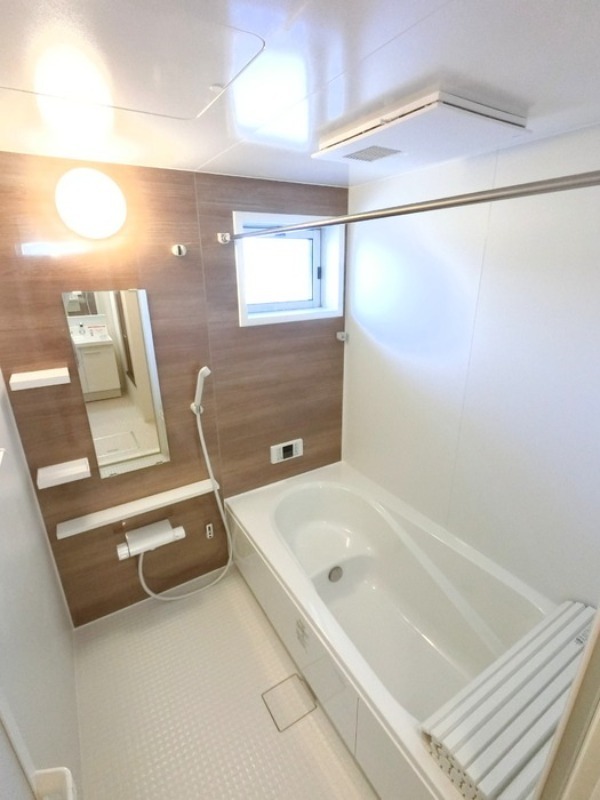 バス・シャワールーム　図面と現状に相違がある場合には現状を優先