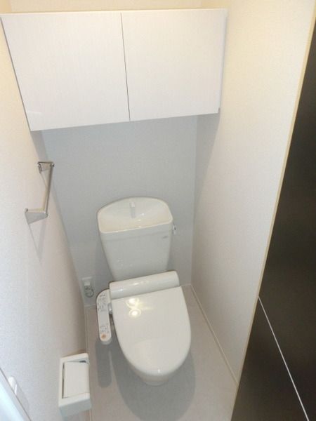 トイレ　ウォシュレット完備しております
