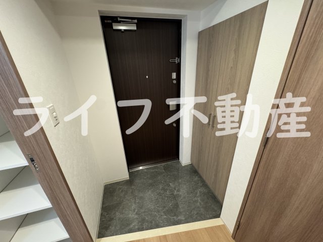 玄関　ゆったりとした玄関です