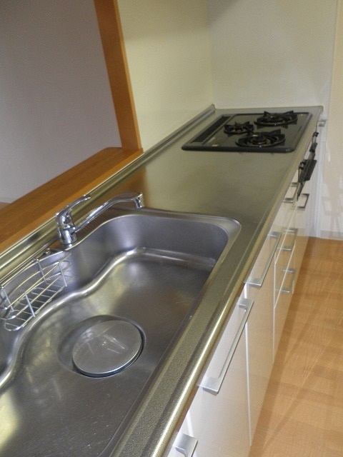 キッチン　料理が好きな方におすすめの「３口ガスキッチン」