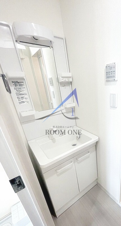 洗面設備　洗面台です。